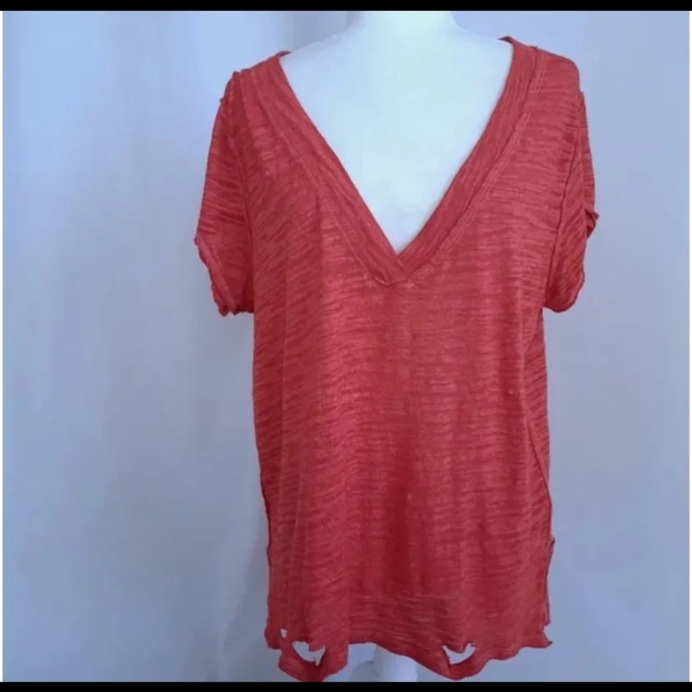 FREE PEOPLE Sundance Distressed Tee in Coral